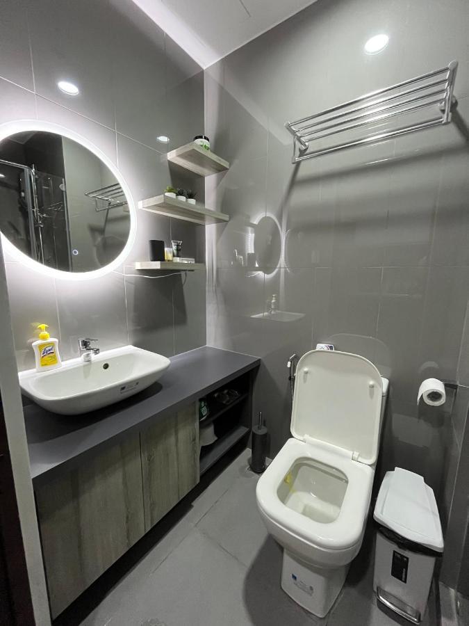 Homey 1 Bedroom Unit At Air Residences Makati City Dış mekan fotoğraf